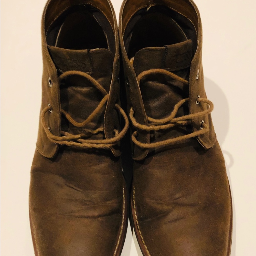 Guess Joey Chukka 11.5